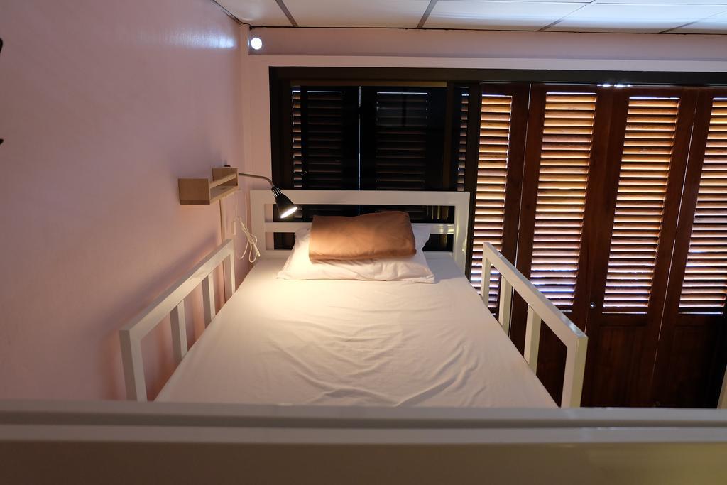Tiny Hostel Bangkok Kültér fotó