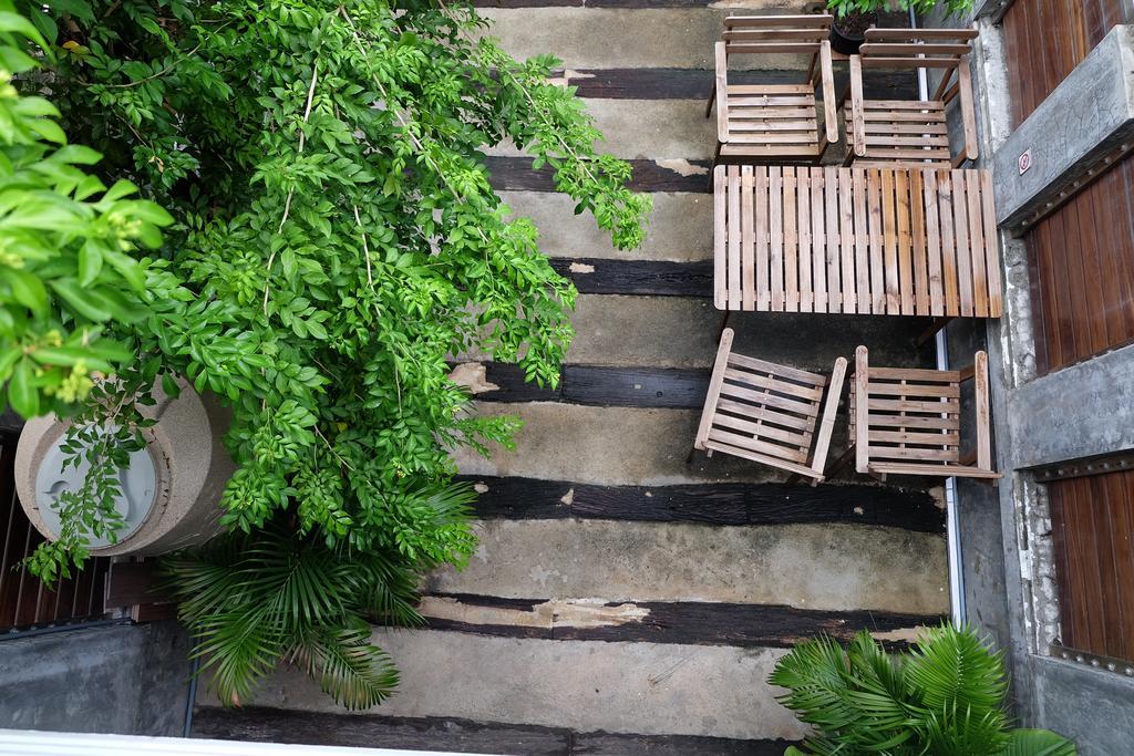 Tiny Hostel Bangkok Kültér fotó