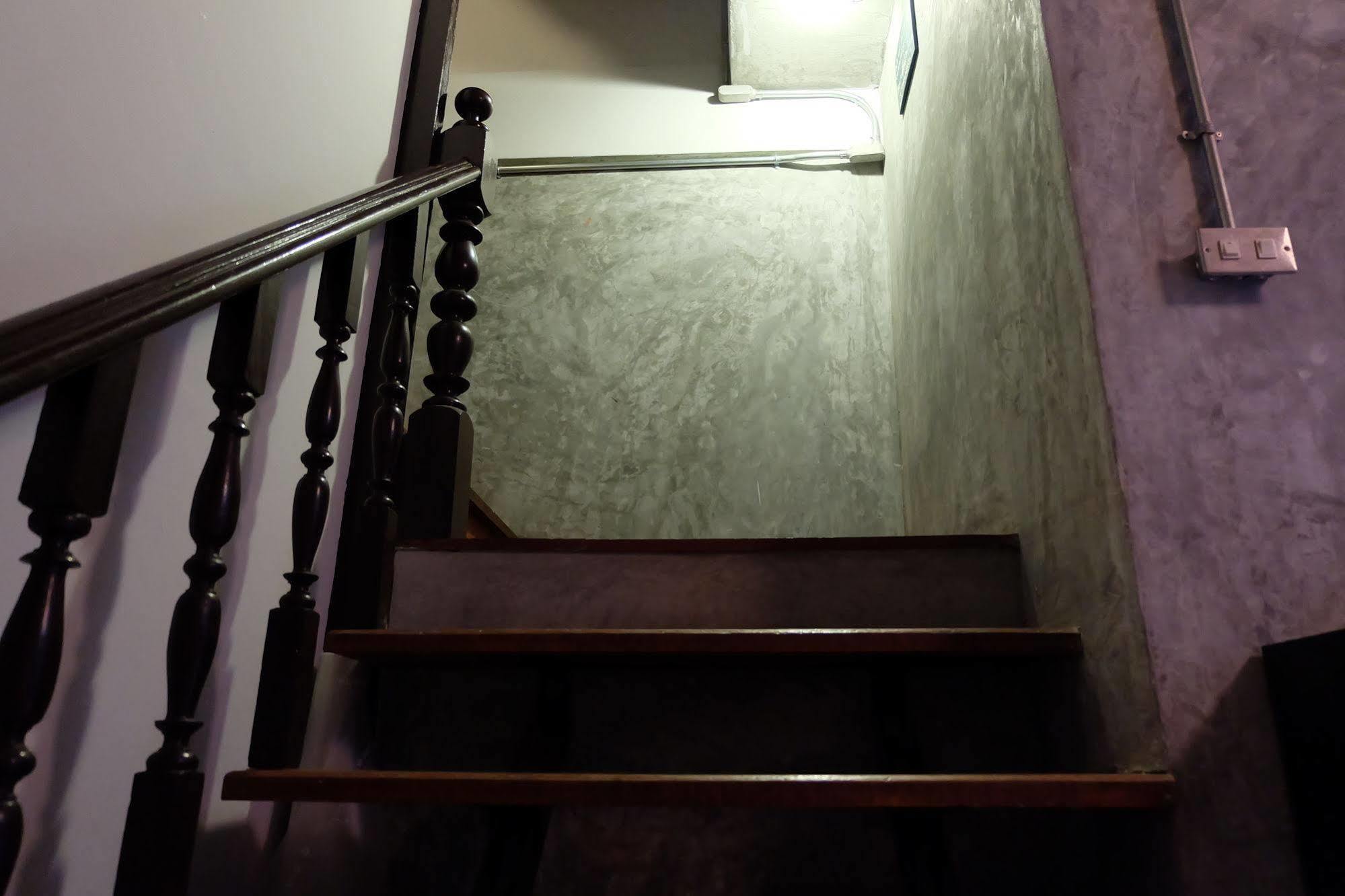 Tiny Hostel Bangkok Kültér fotó